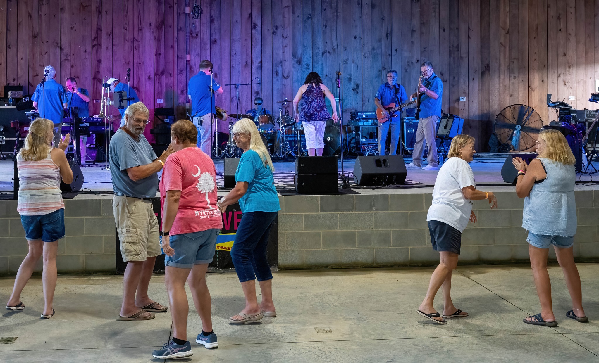 Crowd dancing to beach music at Summerfest